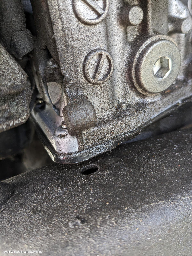 2023 Mitsubishi Outlander Caliper