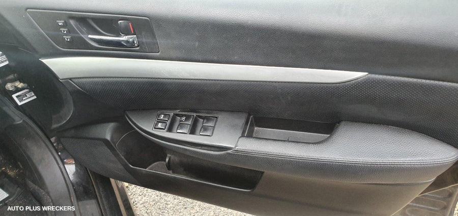 2010 SUBARU LIBERTY DOOR HANDLE