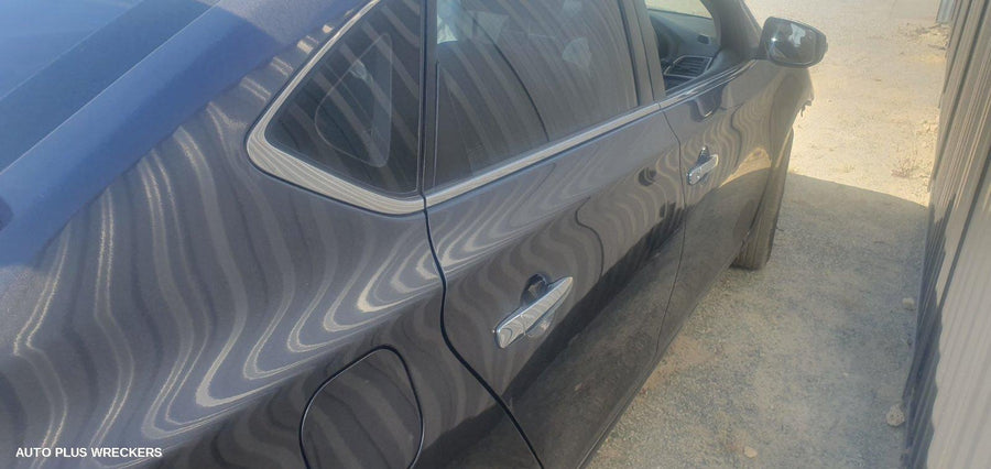 2016 Nissan Pulsar Instrument Cluster