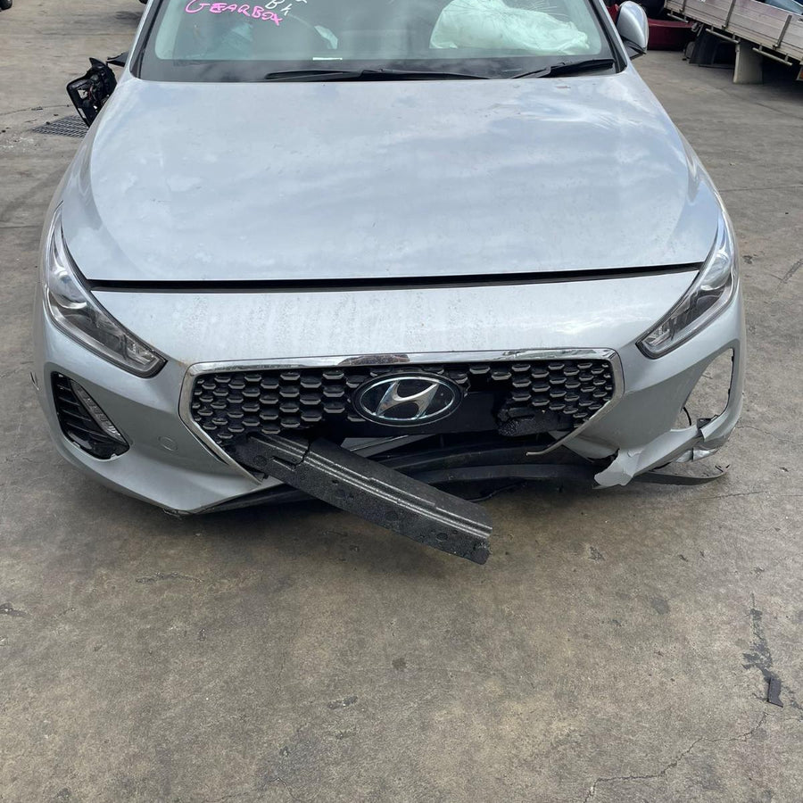 2019 Hyundai I30 Left Front Hub Assembly