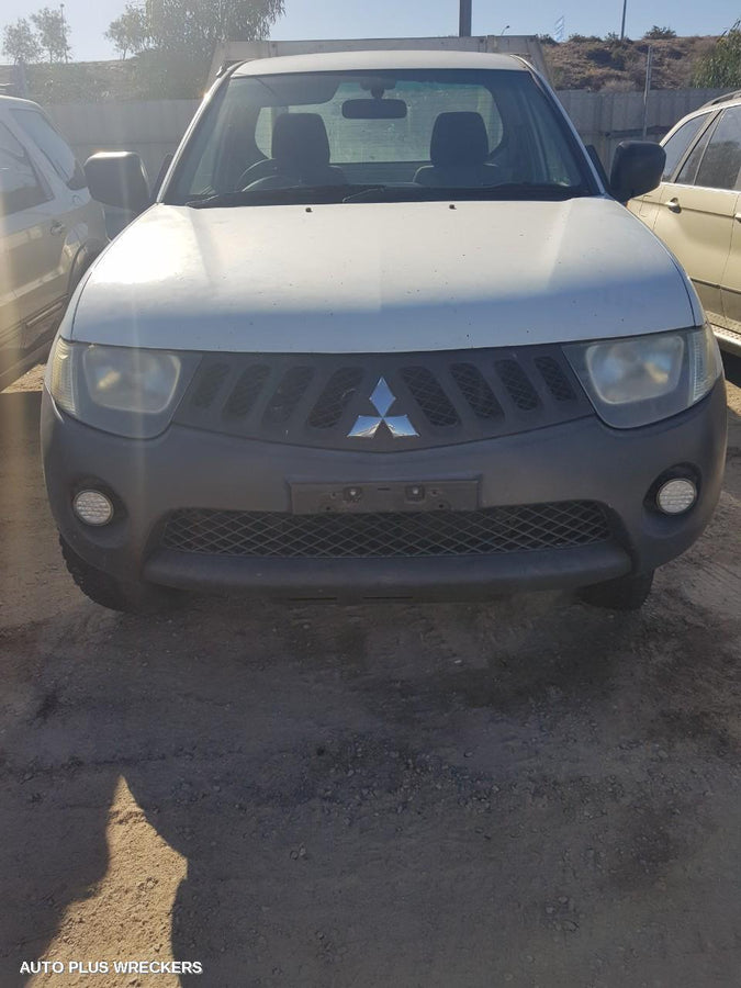 2006 Mitsubishi Triton Radiator