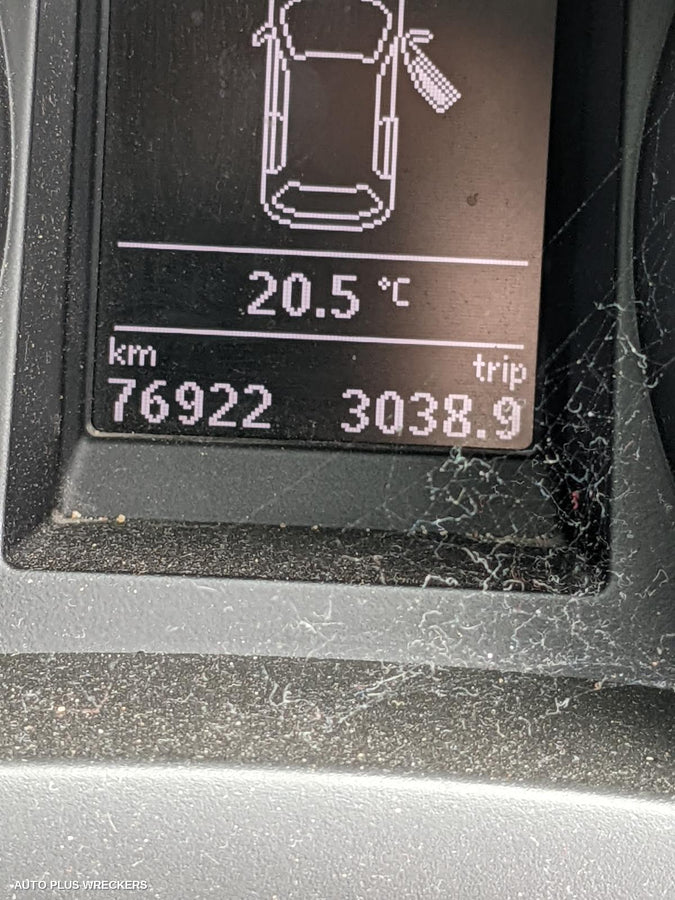 2016 Skoda Yeti Left Front Door