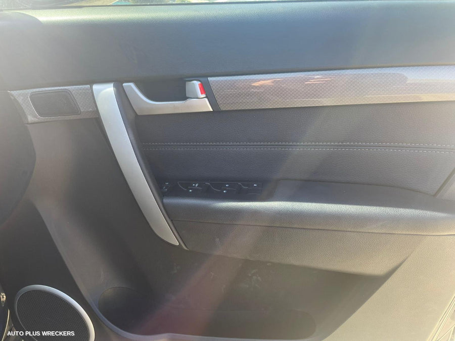 2018 Holden Captiva Left Door Mirror