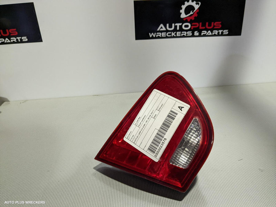 2008 Hyundai Elantra Rear Garnish