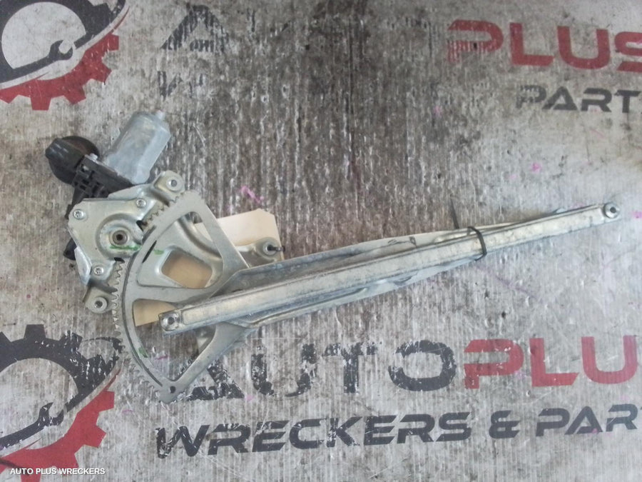 2005-2011 Toyota Yaris Left Front Window Reg Motor
