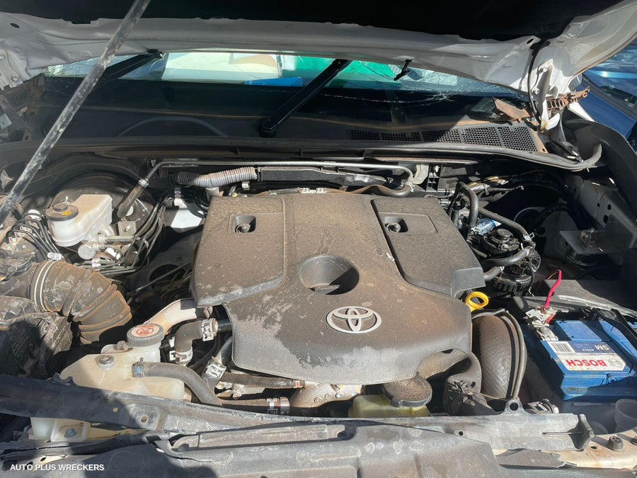 2018 Toyota Hilux Left Front Door Window