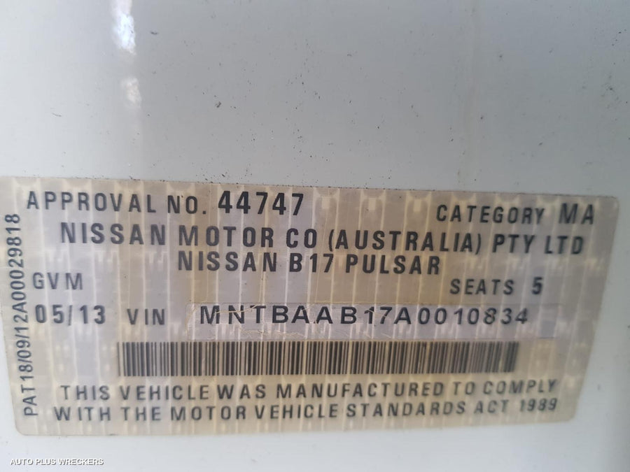 2013 Nissan Pulsar Left Door Mirror