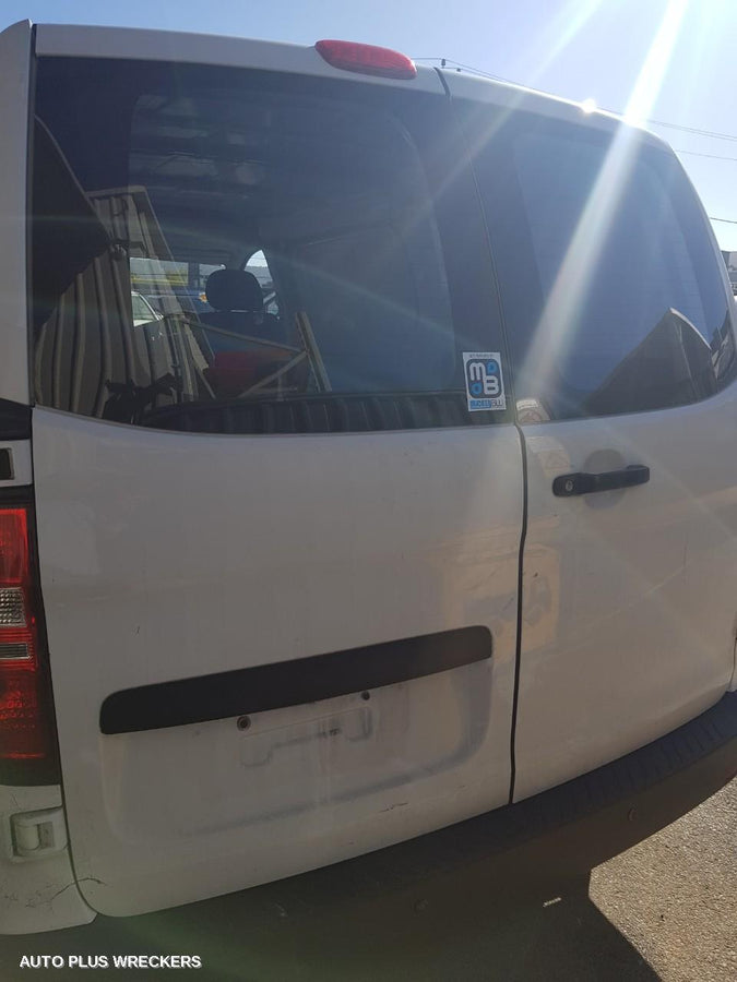 2010 Hyundai Iload/imax Left Door Mirror