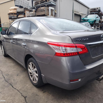 2013 Nissan Pulsar Wiper Motor