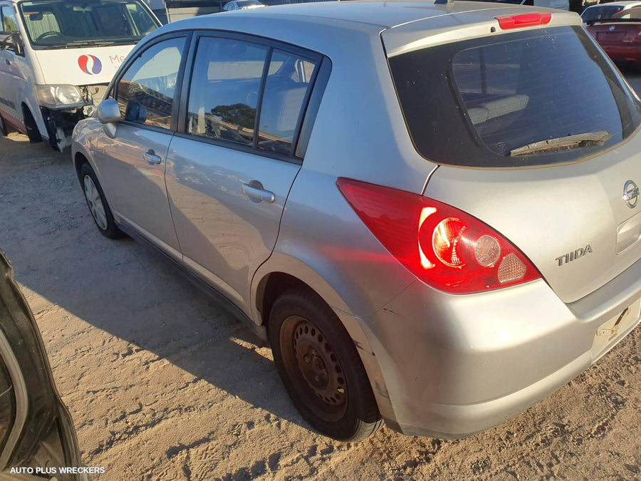 2006 NISSAN TIIDA OVERFLOW BOTTLE
