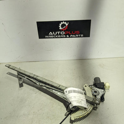 2019 Mitsubishi Pajero Right Front Window Reg Motor