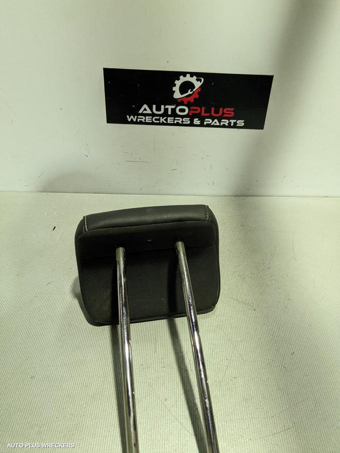 2013 Ford Kuga Headrest
