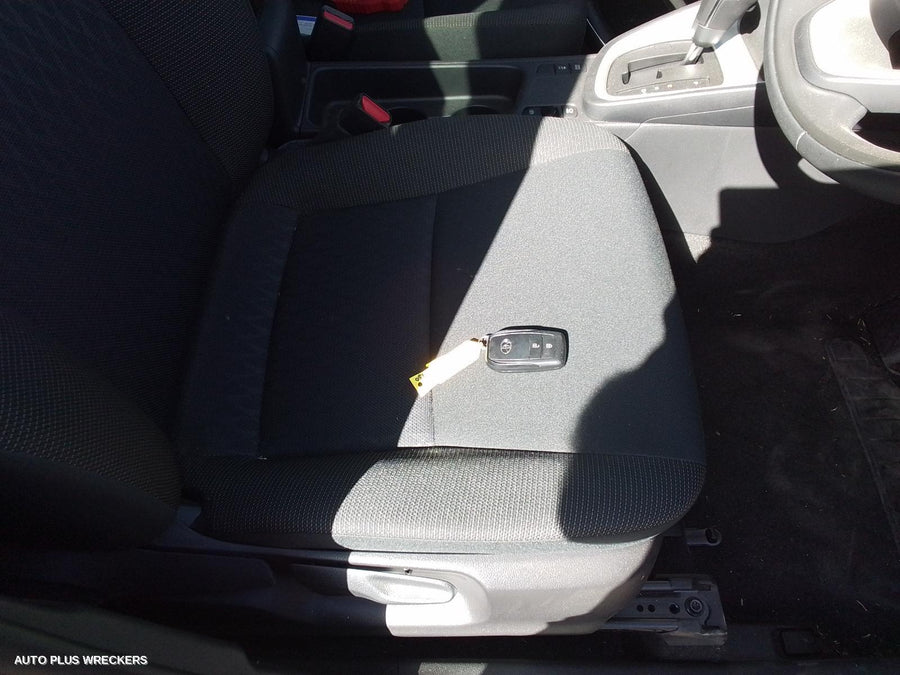 2022 TOYOTA YARIS CROSS WIPER MOTOR