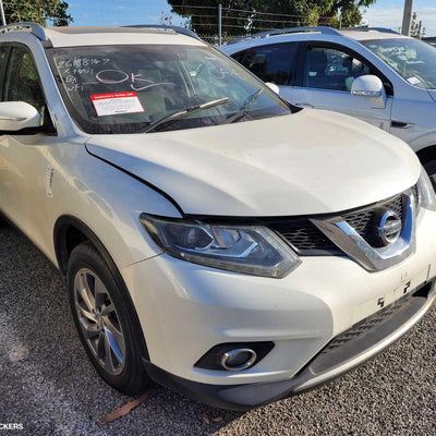 2014 Nissan Xtrail Grille