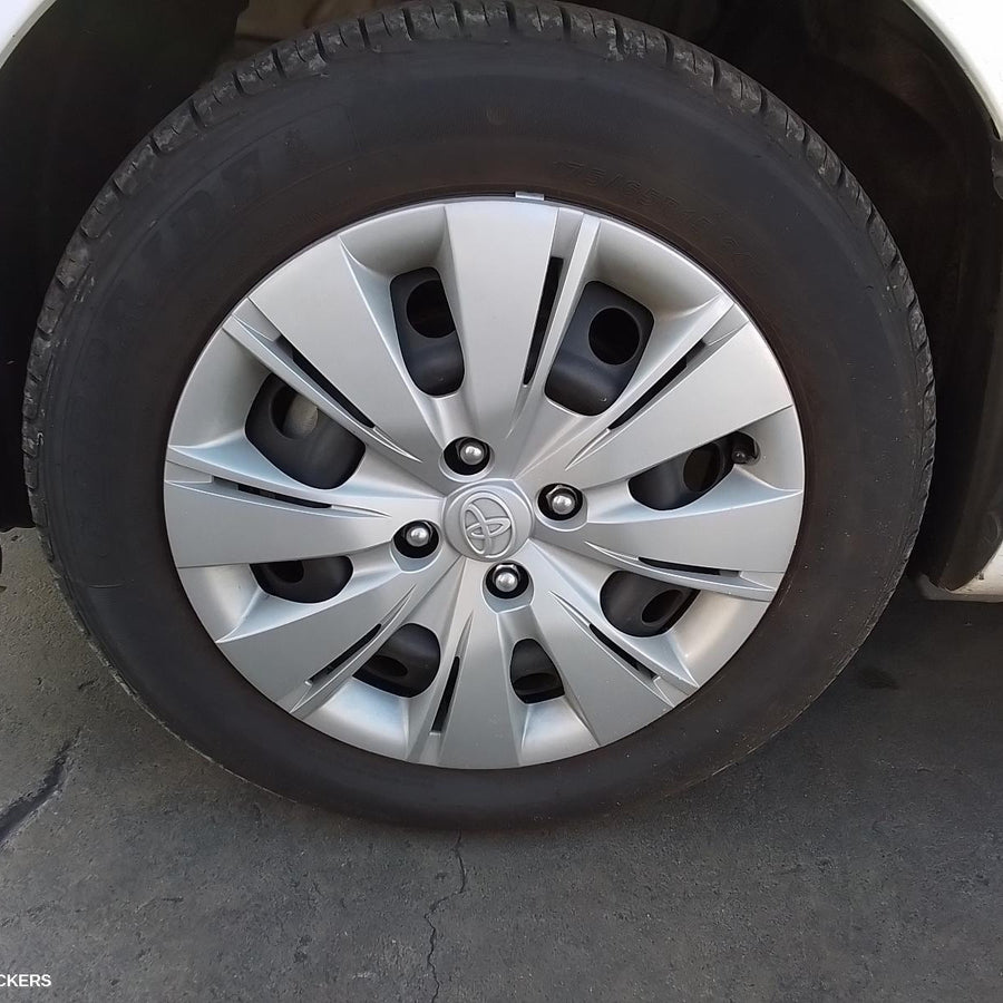 2014 Toyota Yaris Left Rear Door Window