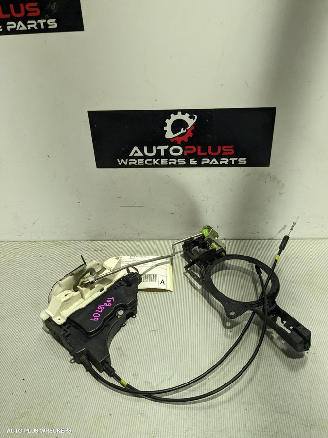 2009 Mitsubishi Outlander Door Boot Gate Lock