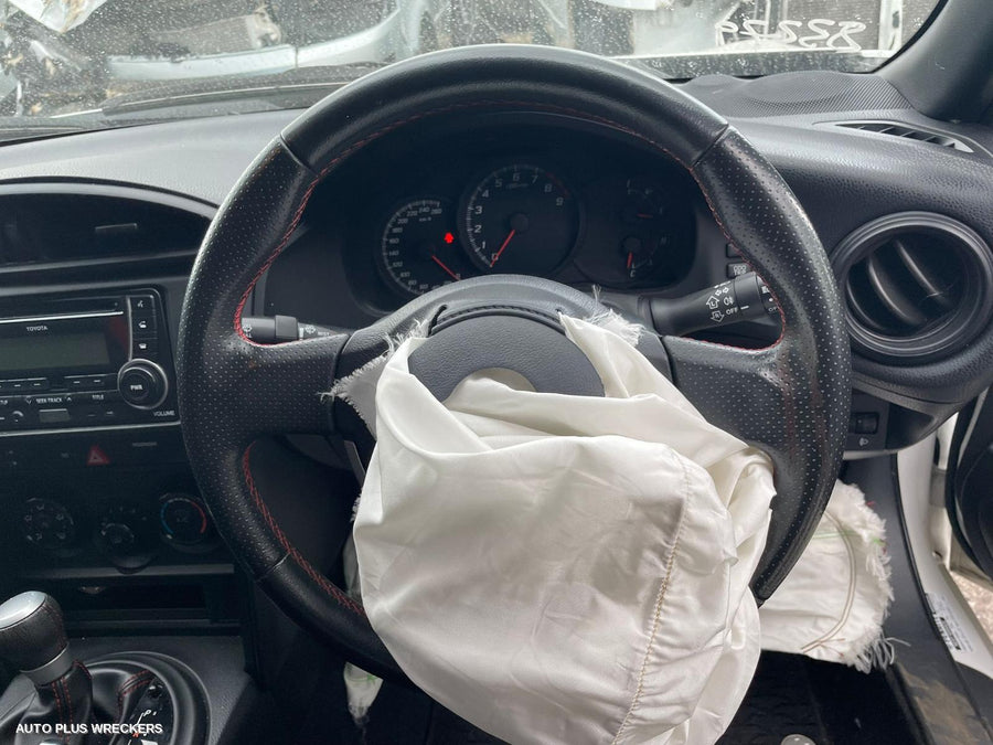 2013 Toyota 86 Right Headlamp