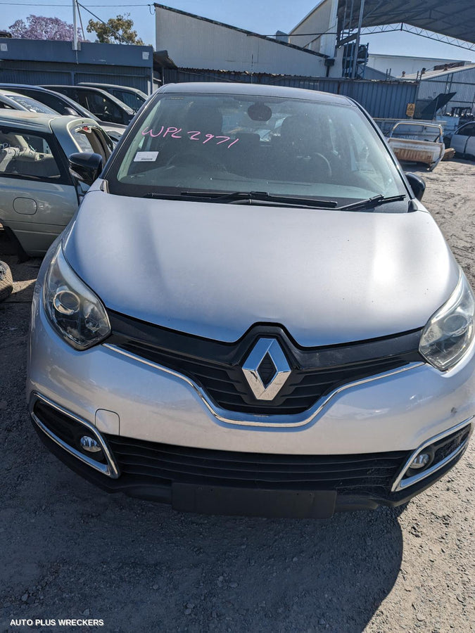 2016 Renault Captur Rear Garnish