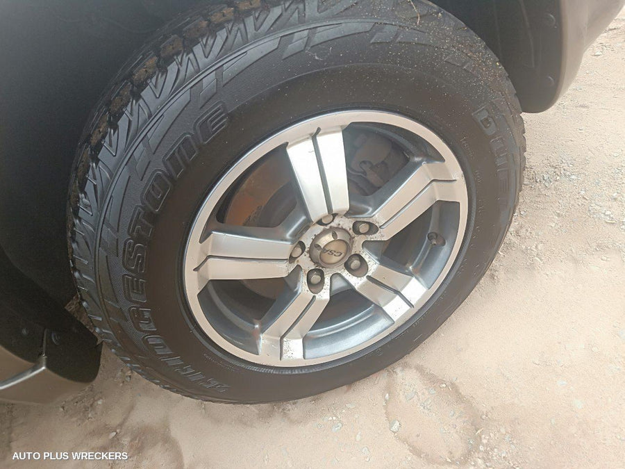 2006 Ford Escape Left Front Door