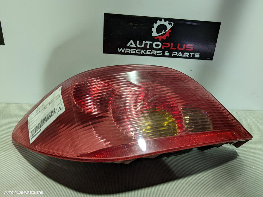 2002 Peugeot 307 Left Taillight