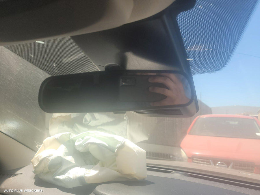 2020 Nissan Qashqai Right Front Door Window