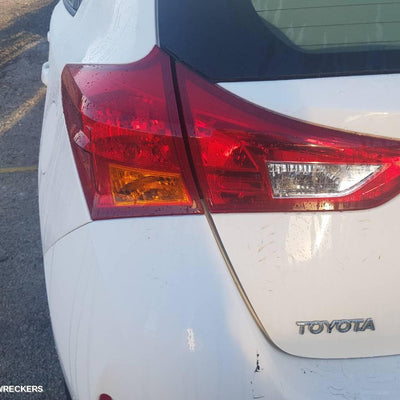 2012 Toyota Corolla Sunvisor