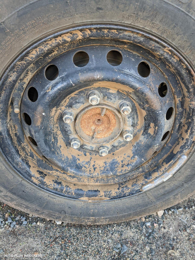 2011 Toyota Hiace Right Headlamp