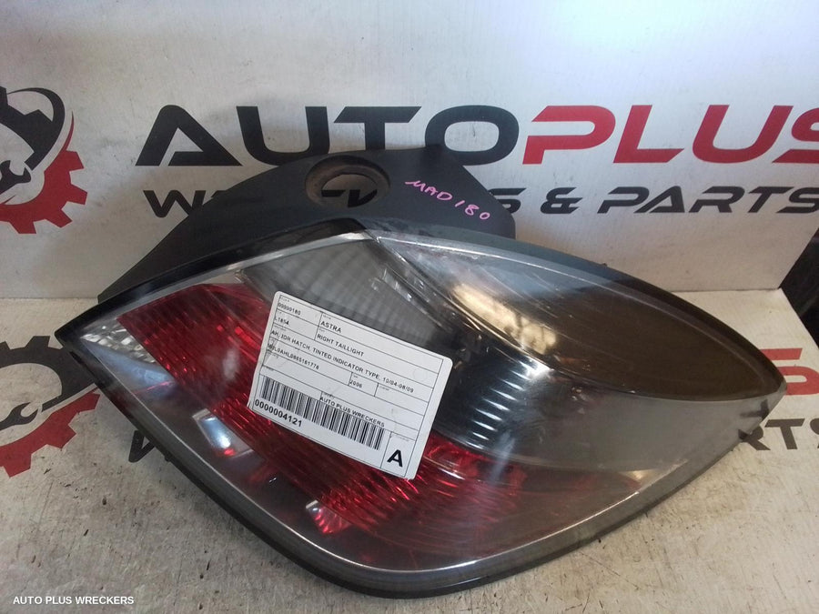 2006 Holden Astra Right Taillight