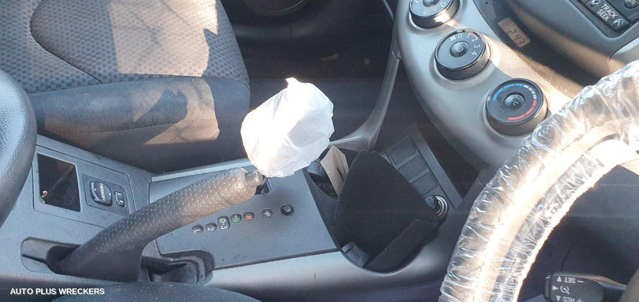 2006 TOYOTA RAV4 LEFT REAR DOOR WINDOW