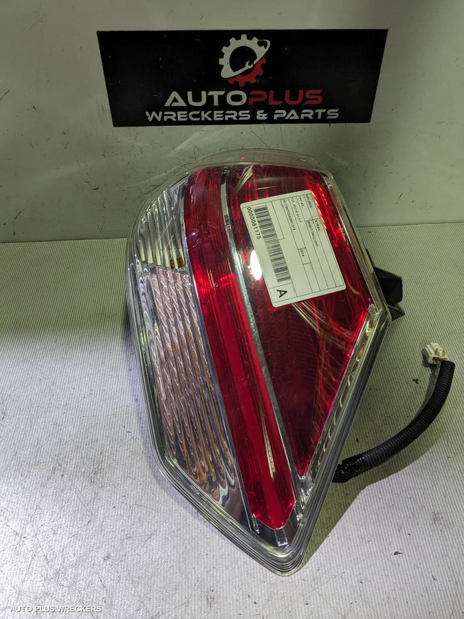 2014-2017 Nissan Xtrail Right Taillight