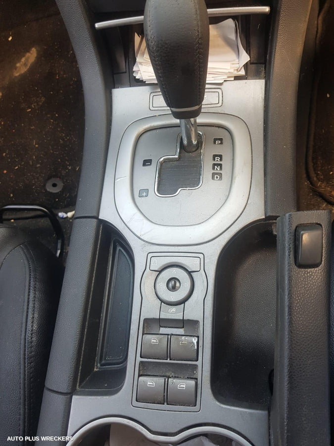 2010 Holden Commodore Left Rear Door Sliding