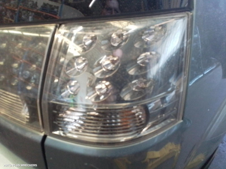 2006 MITSUBISHI OUTLANDER WASHER BOTTLE