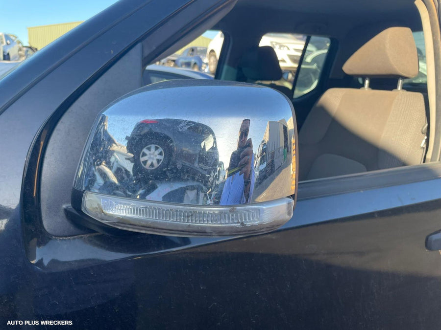 2008 Nissan Navara Left Door Mirror