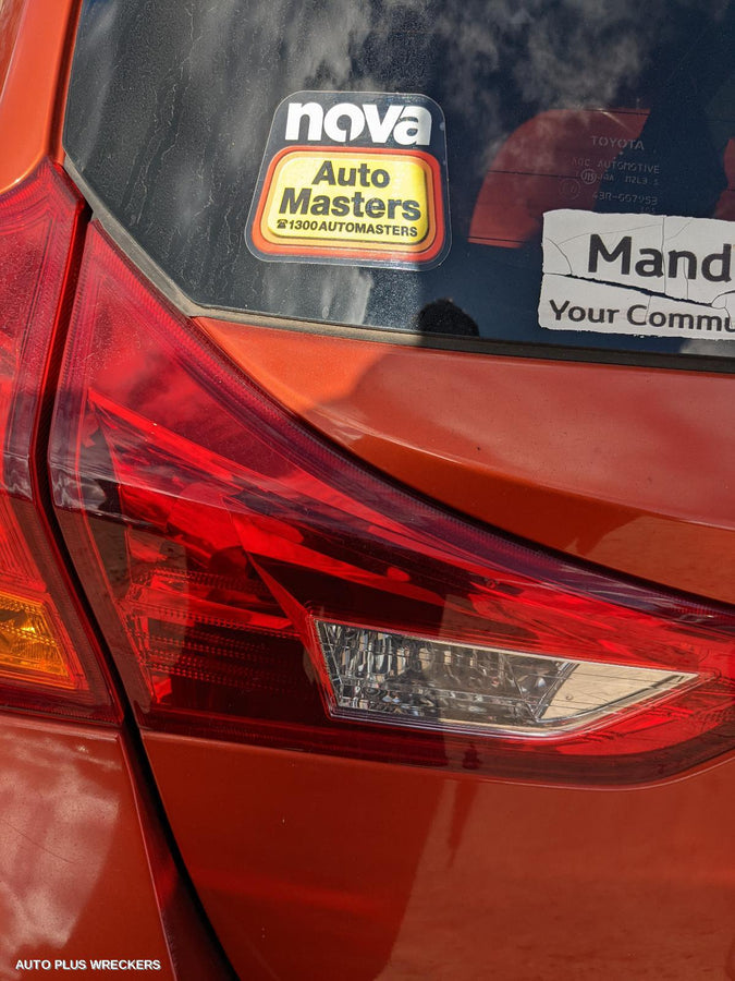 2013 Toyota Corolla Right Taillight