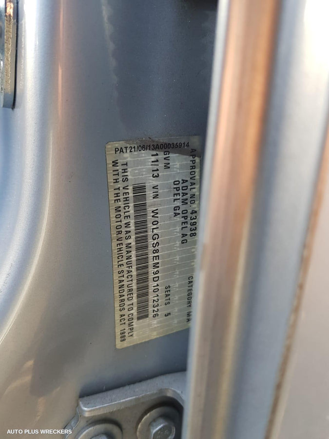 2013 Opel Insignia Right Taillight