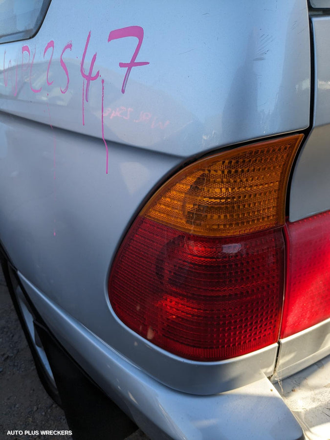 2003 Bmw X5 Left Taillight