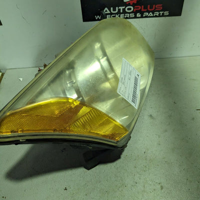 2010 Dodge Caliber Right Headlamp