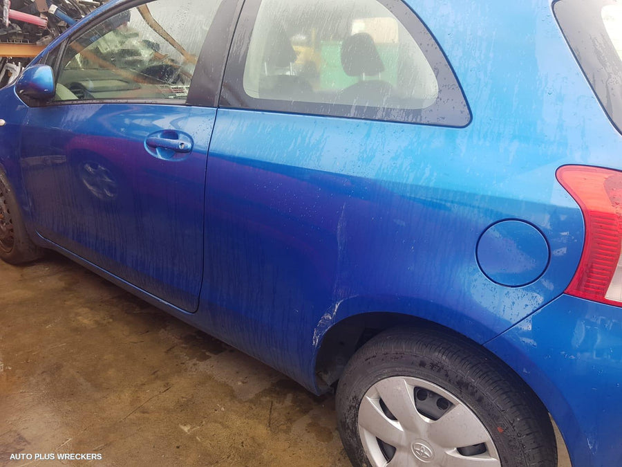 2008 Toyota Yaris Left Front Window Reg Motor
