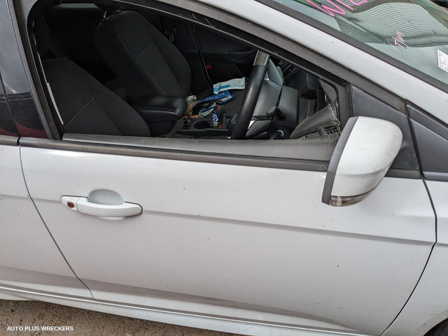 2014 Ford Focus Right Front Door Window