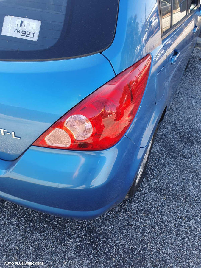 2006 Nissan Tiida Right Door Mirror