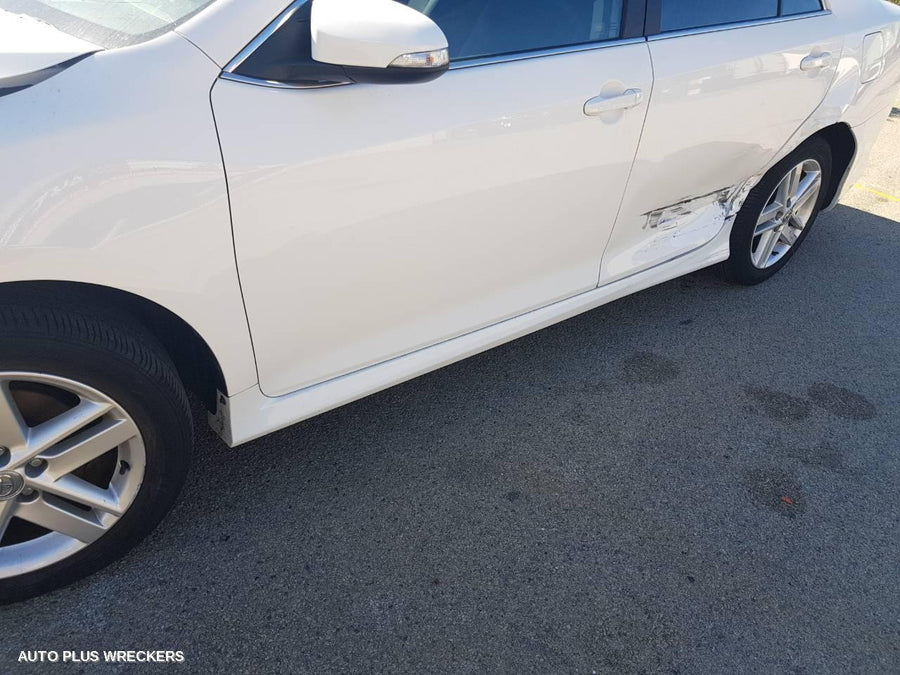 2013 Toyota Camry Rear Garnish