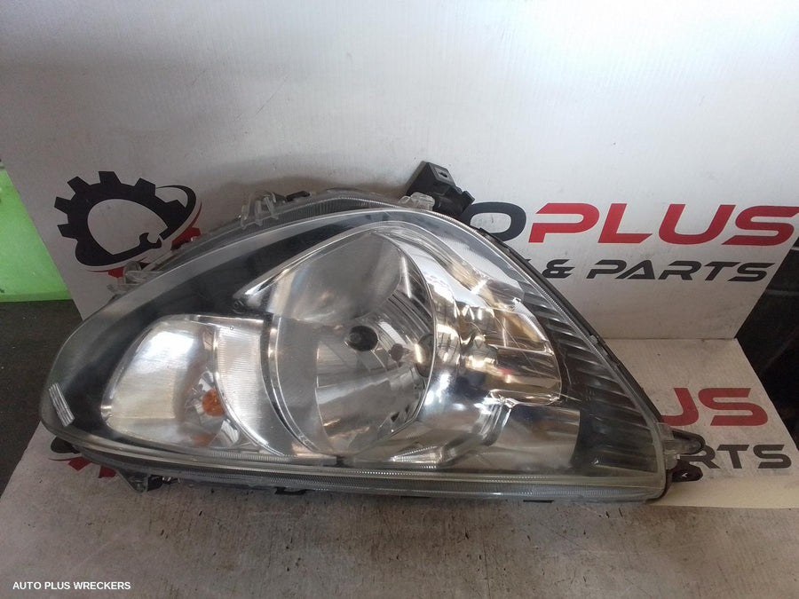 2013 Mitsubishi Mirage Right Headlamp