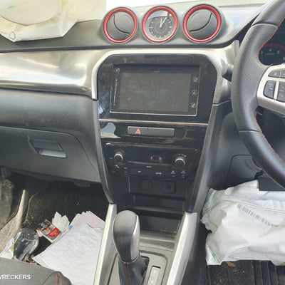 2017 Suzuki Vitara Left Front Door Window