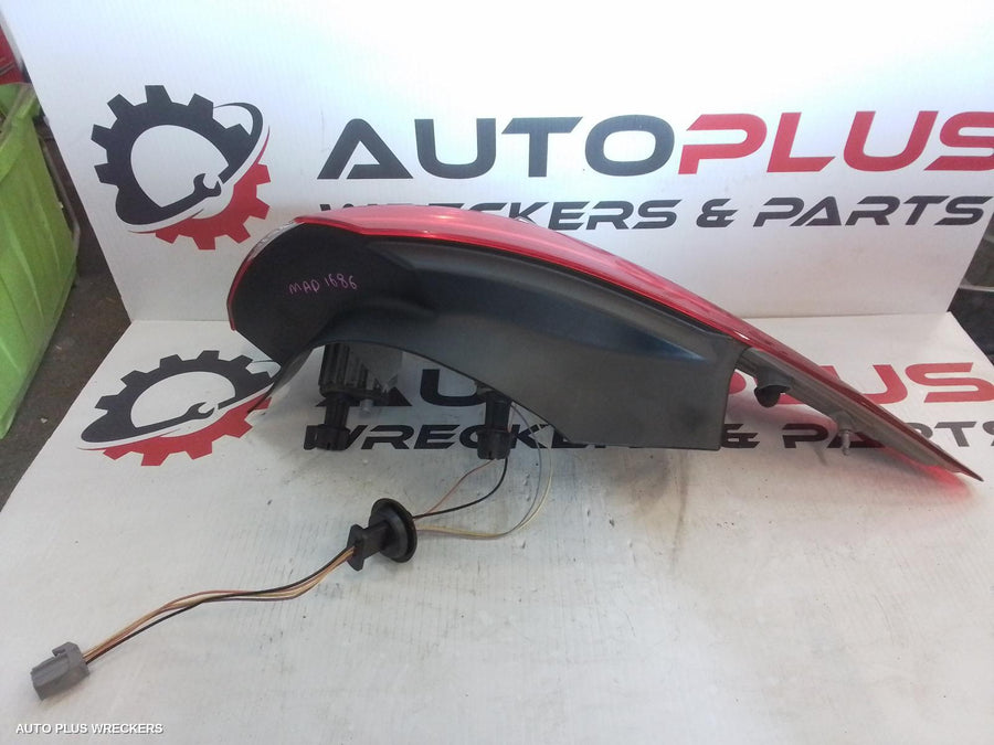 2011-2015 Ford Focus Left Taillight