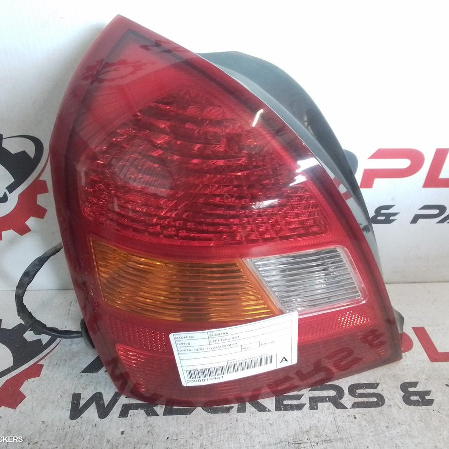 2001 Hyundai Elantra Left Taillight