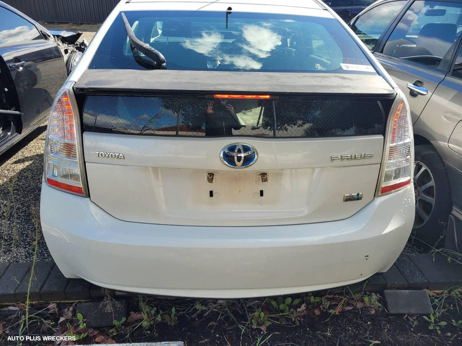 2010 Toyota Prius Bonnet