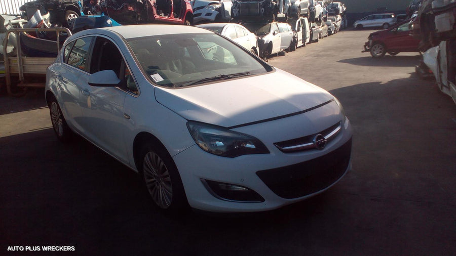 2012-2014 Opel Astra Right Front Window Reg Motor