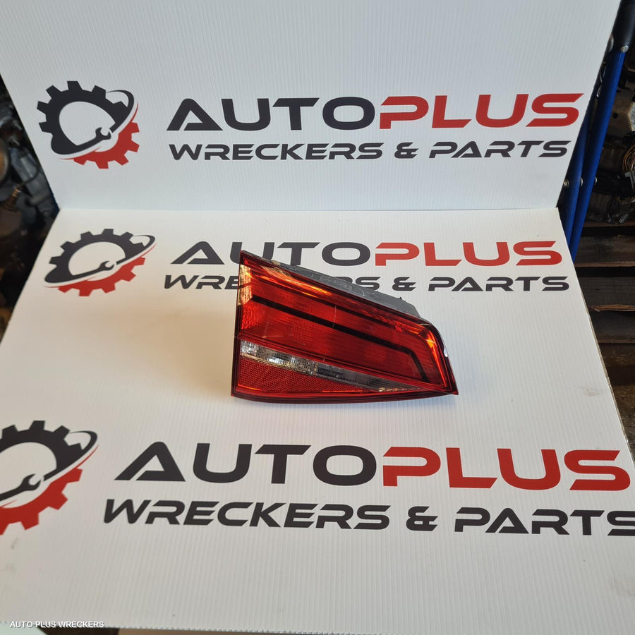 2014-2017 Volkswagen Jetta Rear Garnish