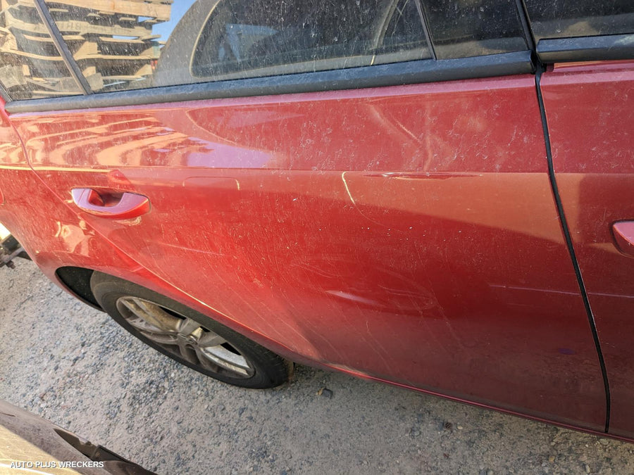 2009 Volkswagen Golf Left Rear Door Sliding