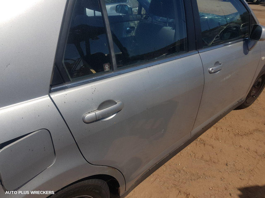 2006 Nissan Tiida Radiator